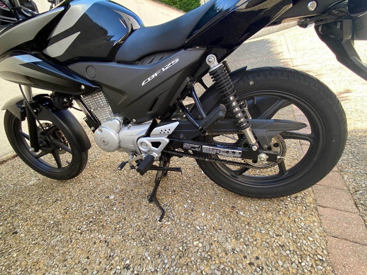 Photo HONDA CBF 125 M