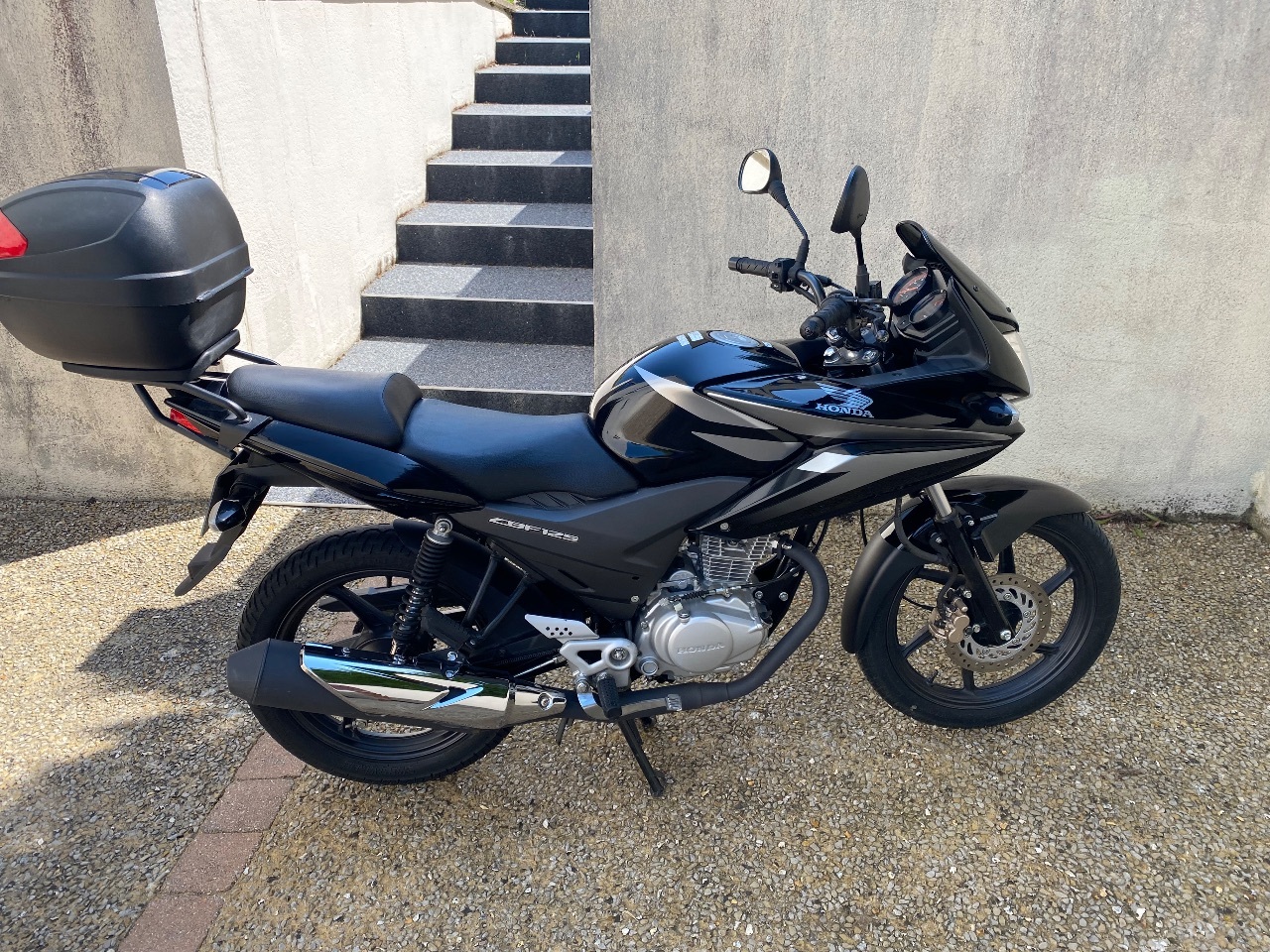 Photo HONDA CBF 125 M