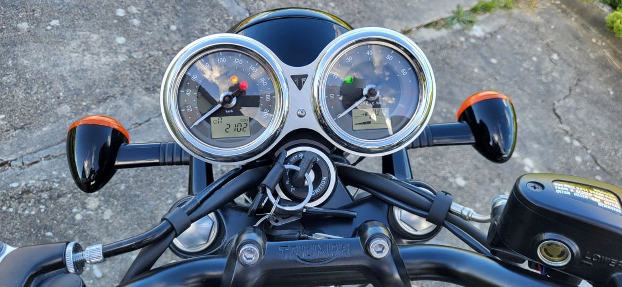 Photo TRIUMPH BONNEVILLE