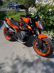 KTM DUKE 890 GP