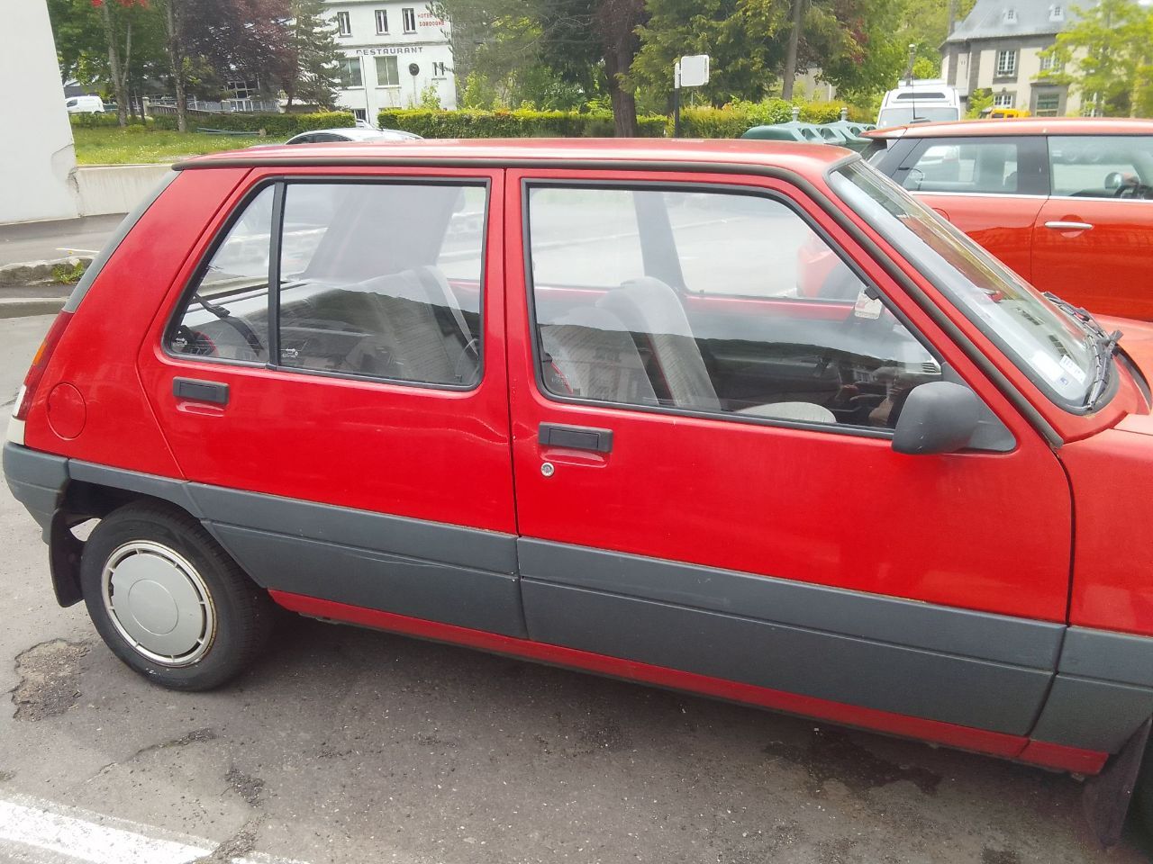 Photo RENAULT R5 FIVE - TL