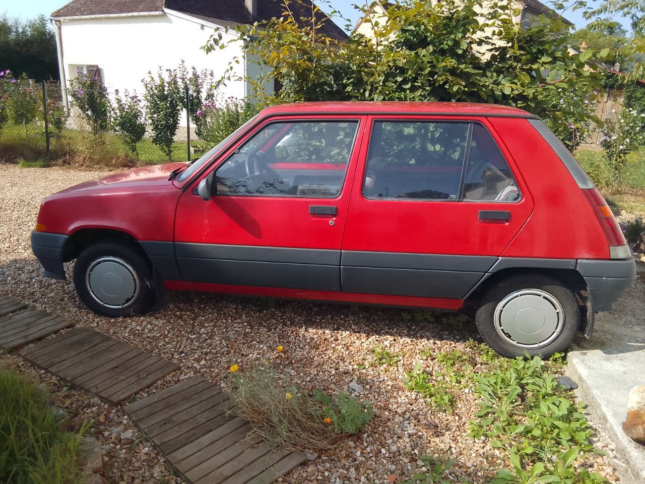 Photo RENAULT R5 FIVE - TL