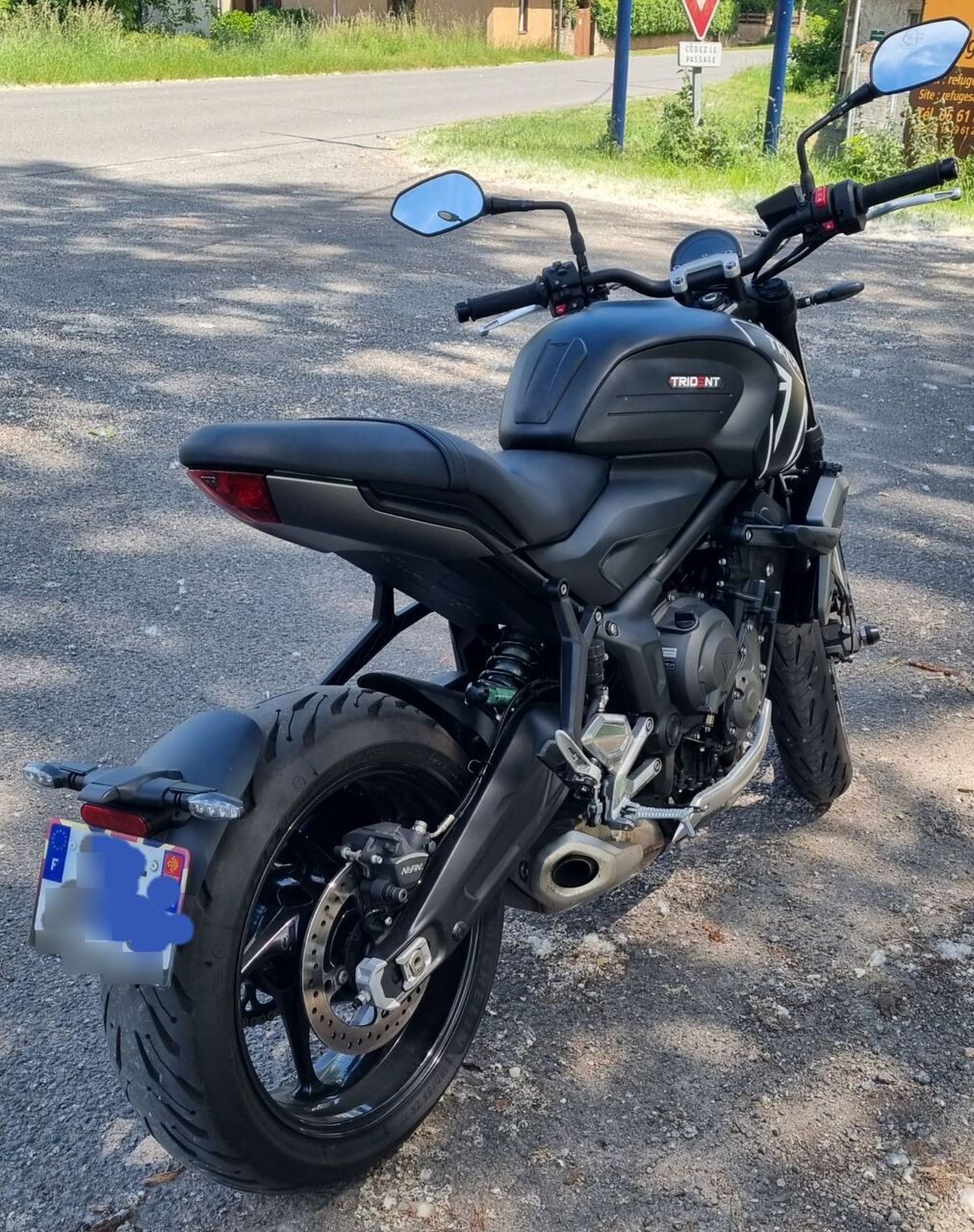 Photo TRIUMPH TRIDENT