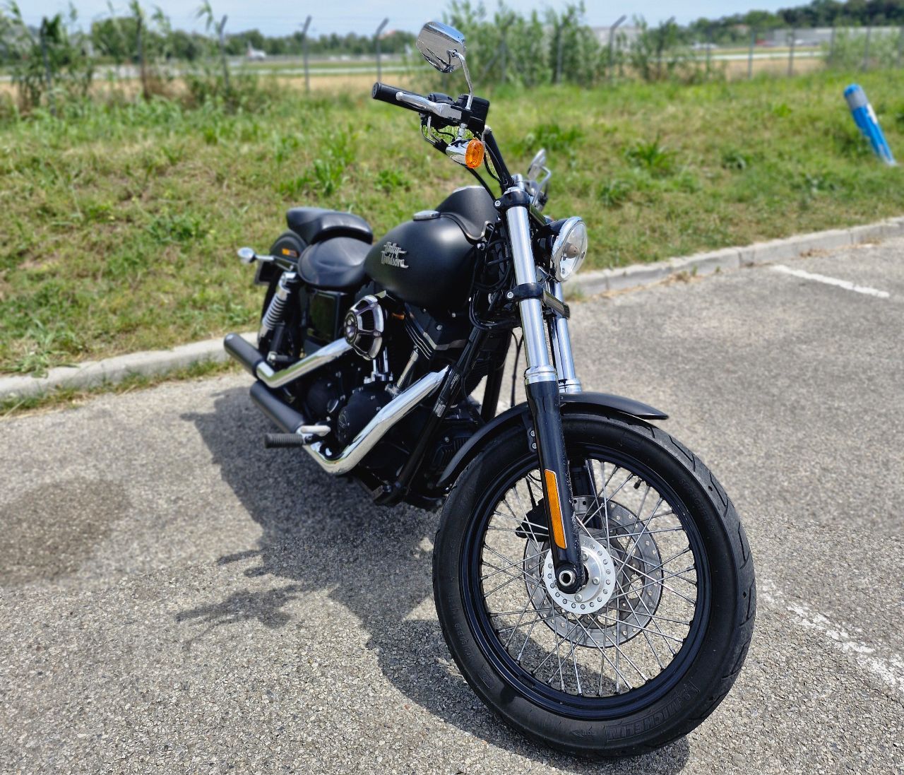 Photo HARLEY DAVIDSON STREET