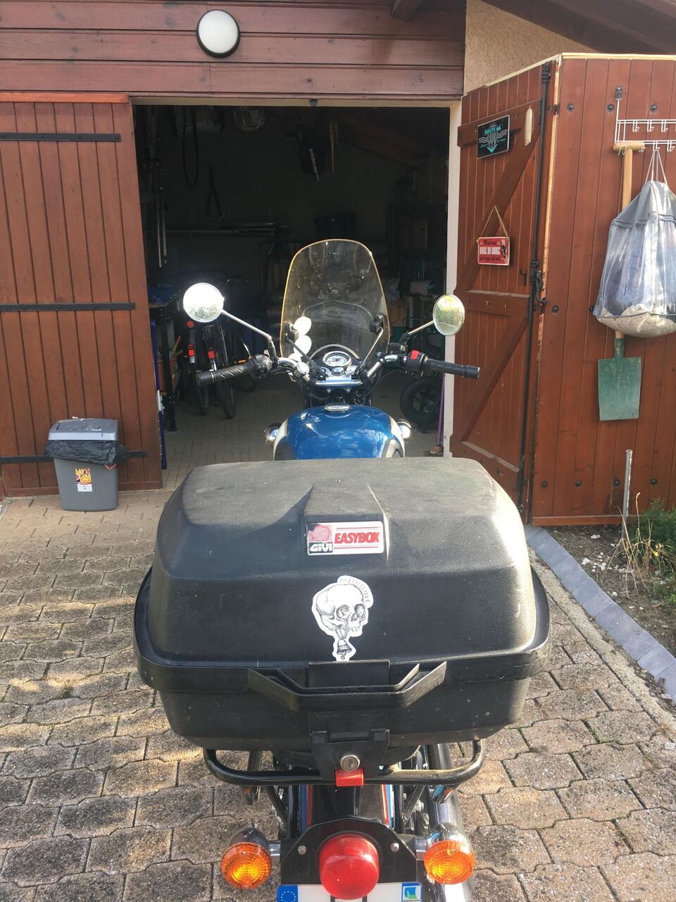 Photo ROYAL ENFIELD BULLET