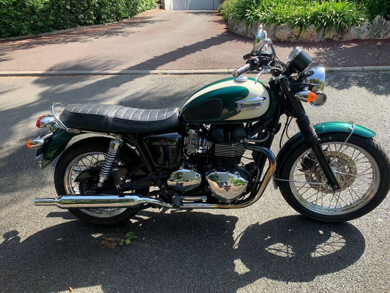 Photo TRIUMPH BONNEVILLE