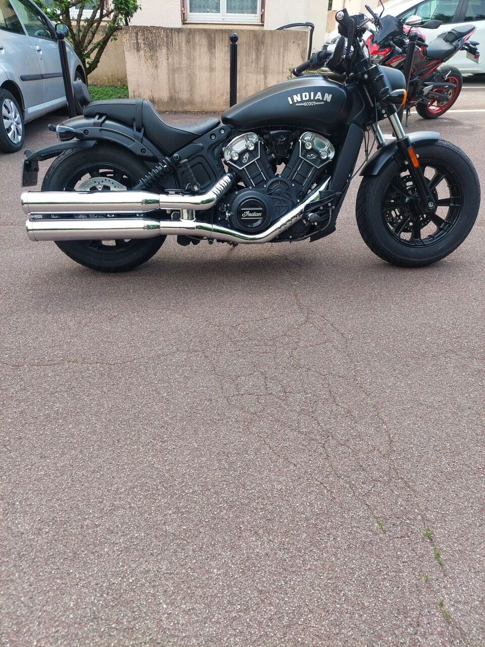 Photo INDIAN SCOUT BOBBER