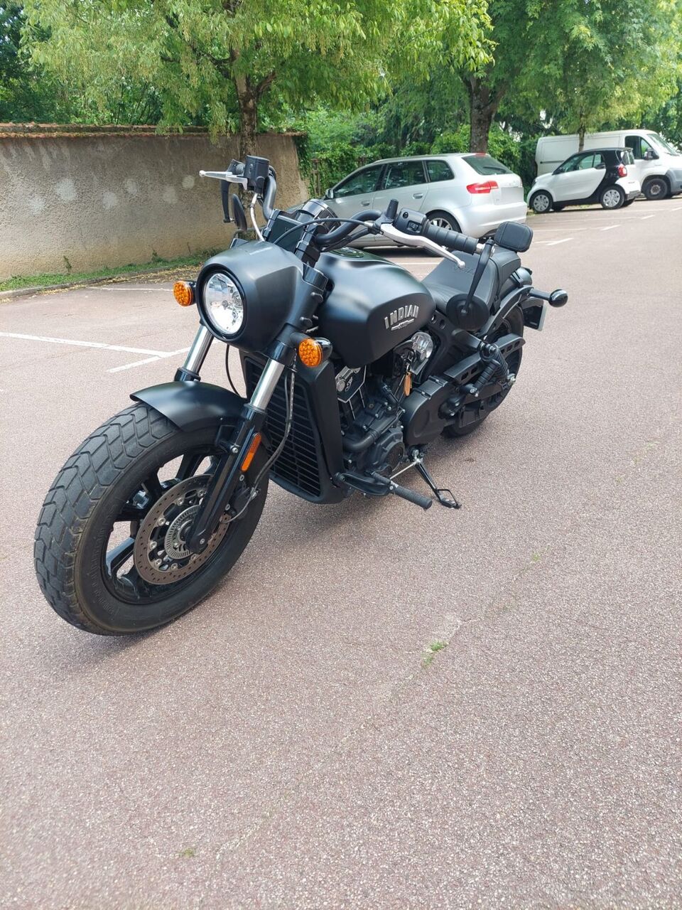 Photo INDIAN SCOUT BOBBER