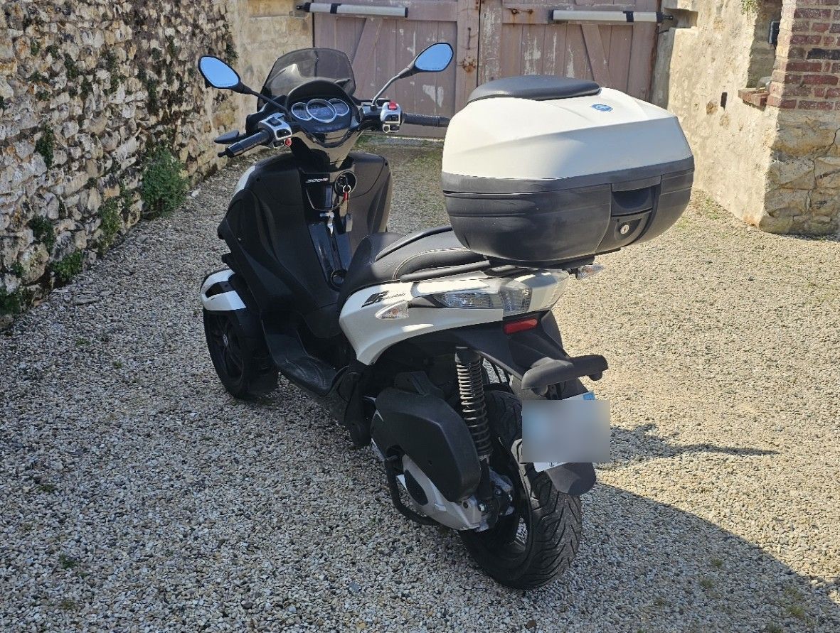 Photo PIAGGIO MP3 YOURBAN