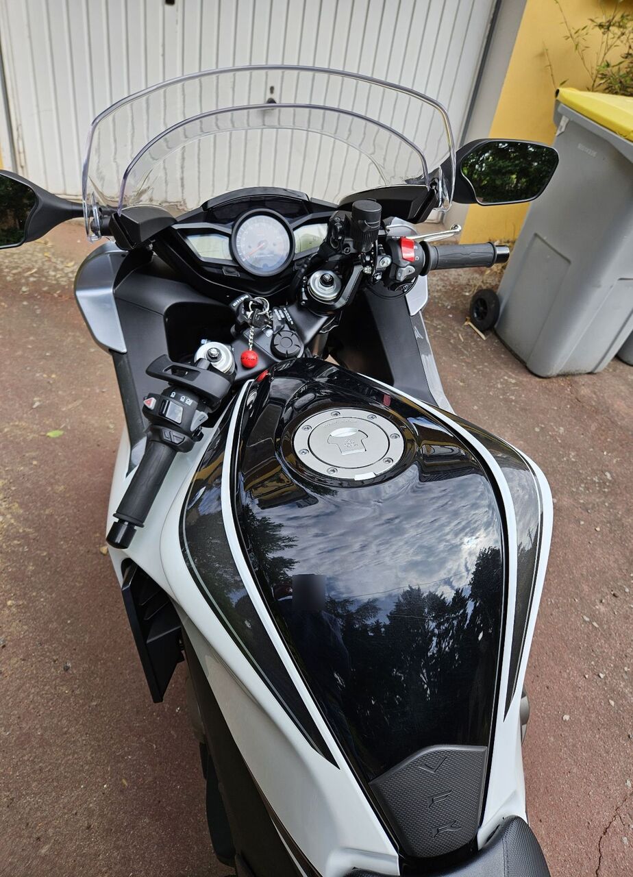 Photo HONDA VFR 1200 FD