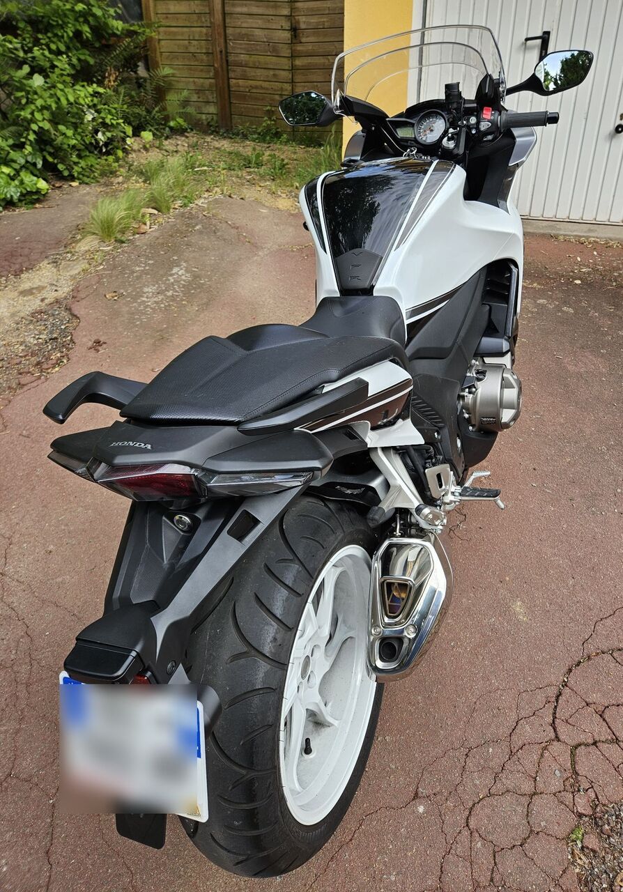 Photo HONDA VFR 1200 FD