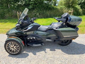 CAN AM SPYDER RT 1330 SEA-TO-SKY