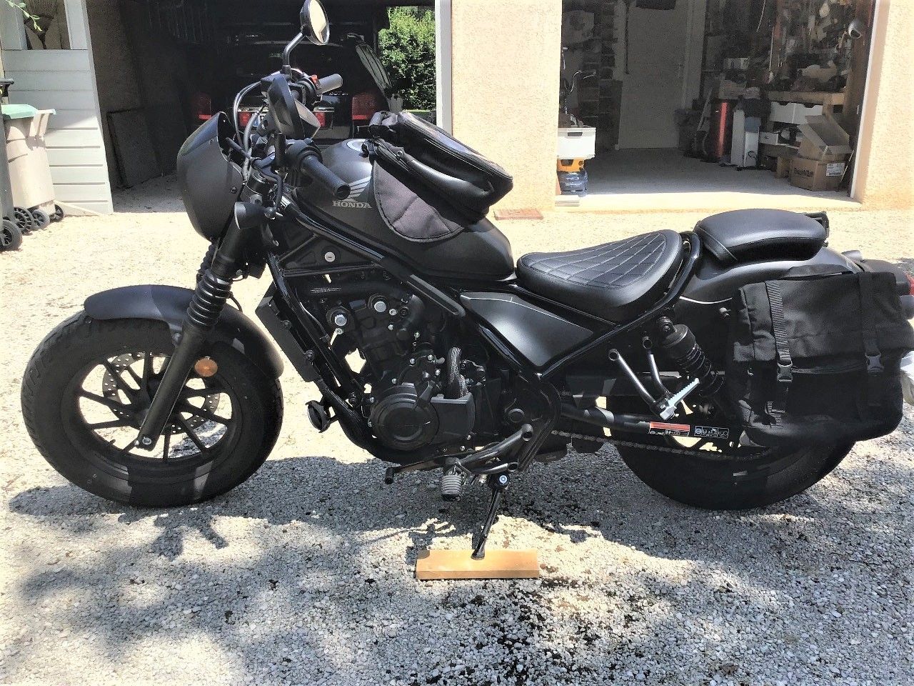 Photo HONDA REBEL 500 BLACK