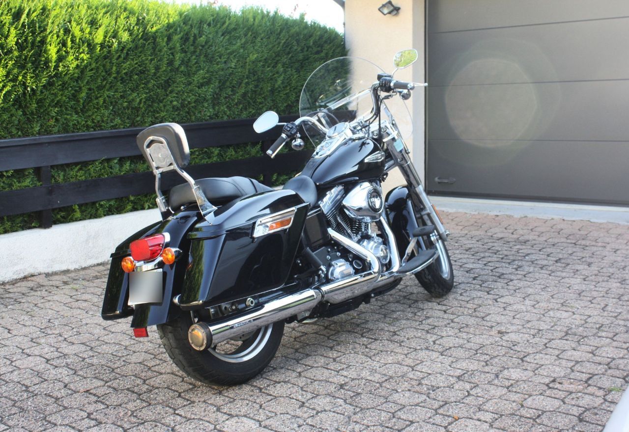 Photo HARLEY DAVIDSON FXD