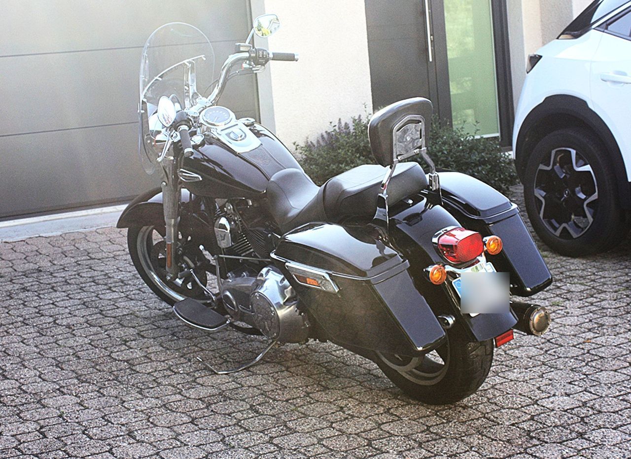 Photo HARLEY DAVIDSON FXD