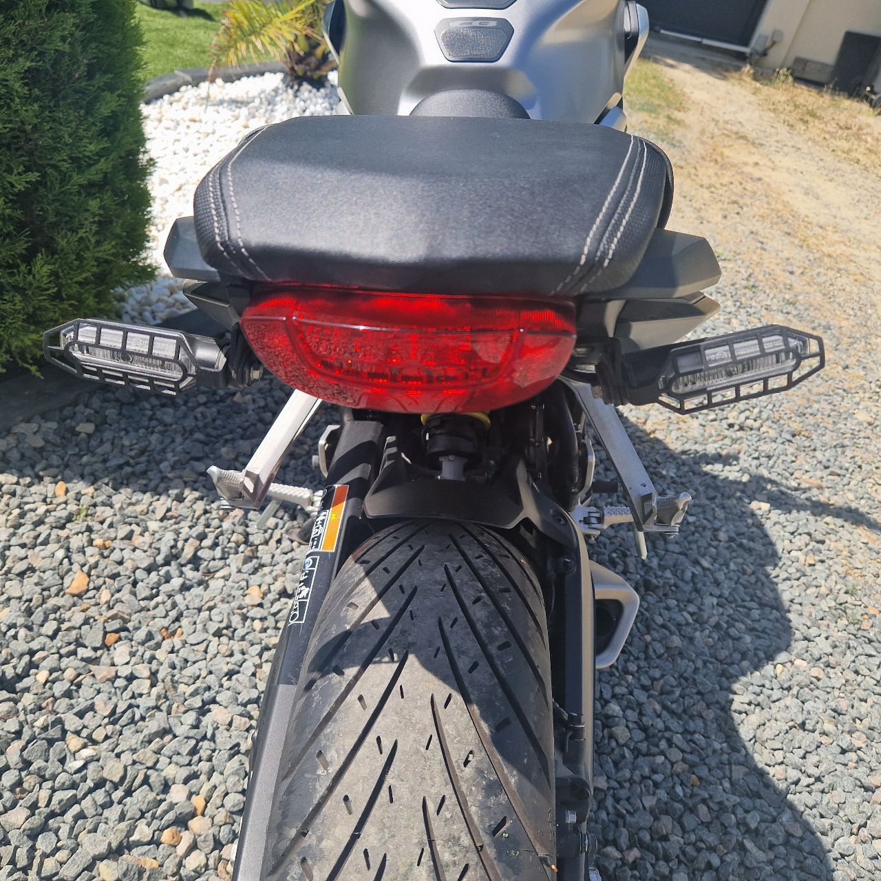 Photo HONDA CB 650 R ABS