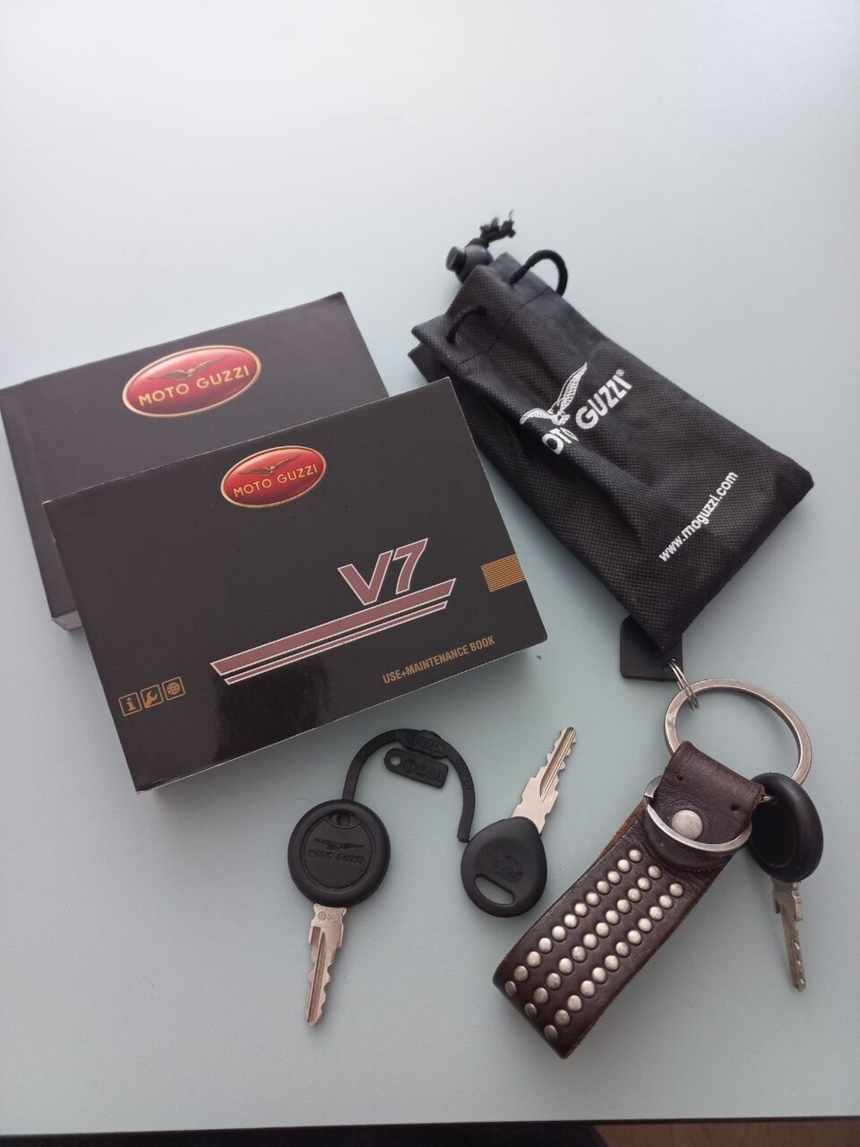 Photo MOTO GUZZI V7 STONE