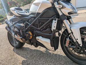 DUCATI STREETFIGHTER 1098