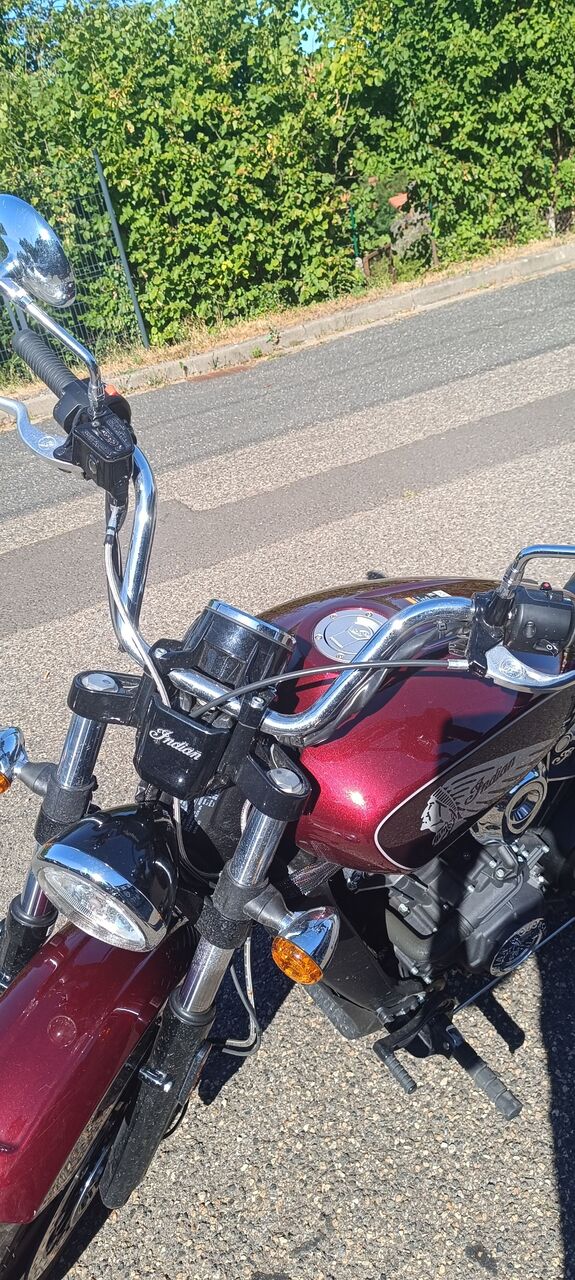 Photo INDIAN SCOUT BOBBER