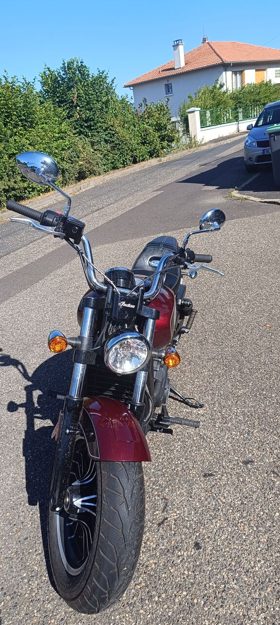 Photo INDIAN SCOUT BOBBER