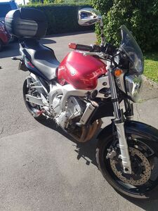 YAMAHA FZ6 600