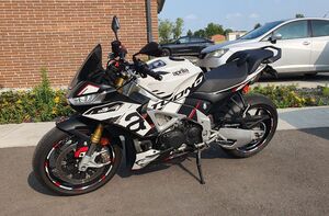 APRILIA TUONO V4 1100