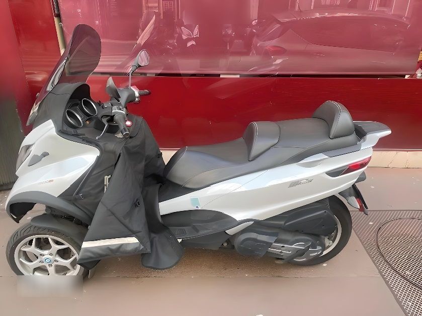 Photo PIAGGIO MP3 500 LT