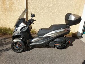 PIAGGIO MP3 530 HPE EXCLUSIVE