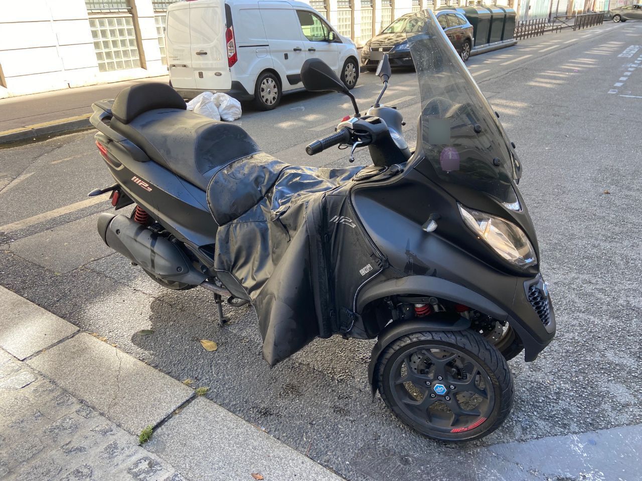 Photo PIAGGIO MP3 350 LT