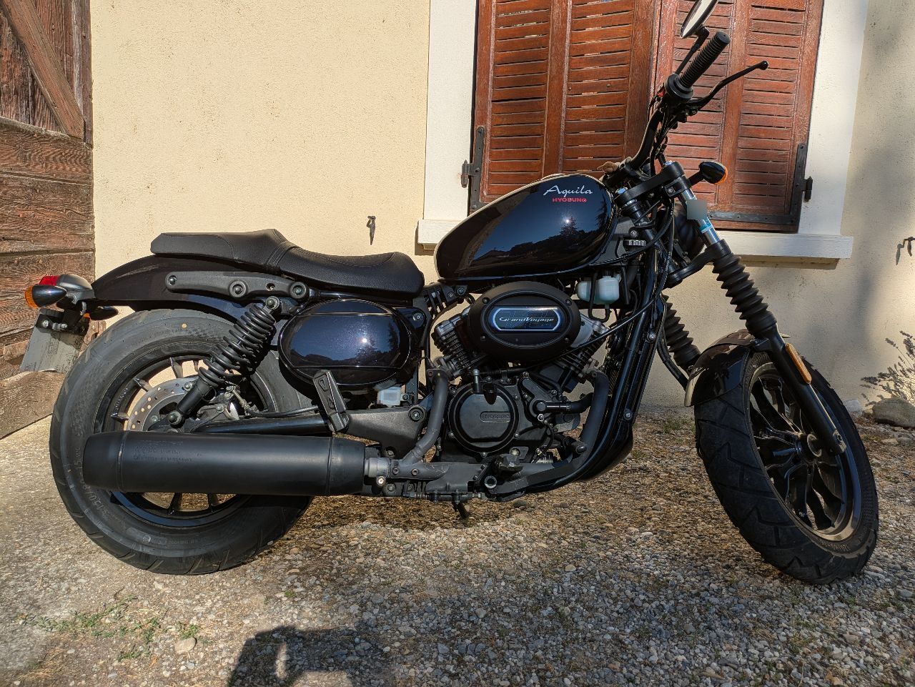 Photo HYOSUNG BOBBER 125