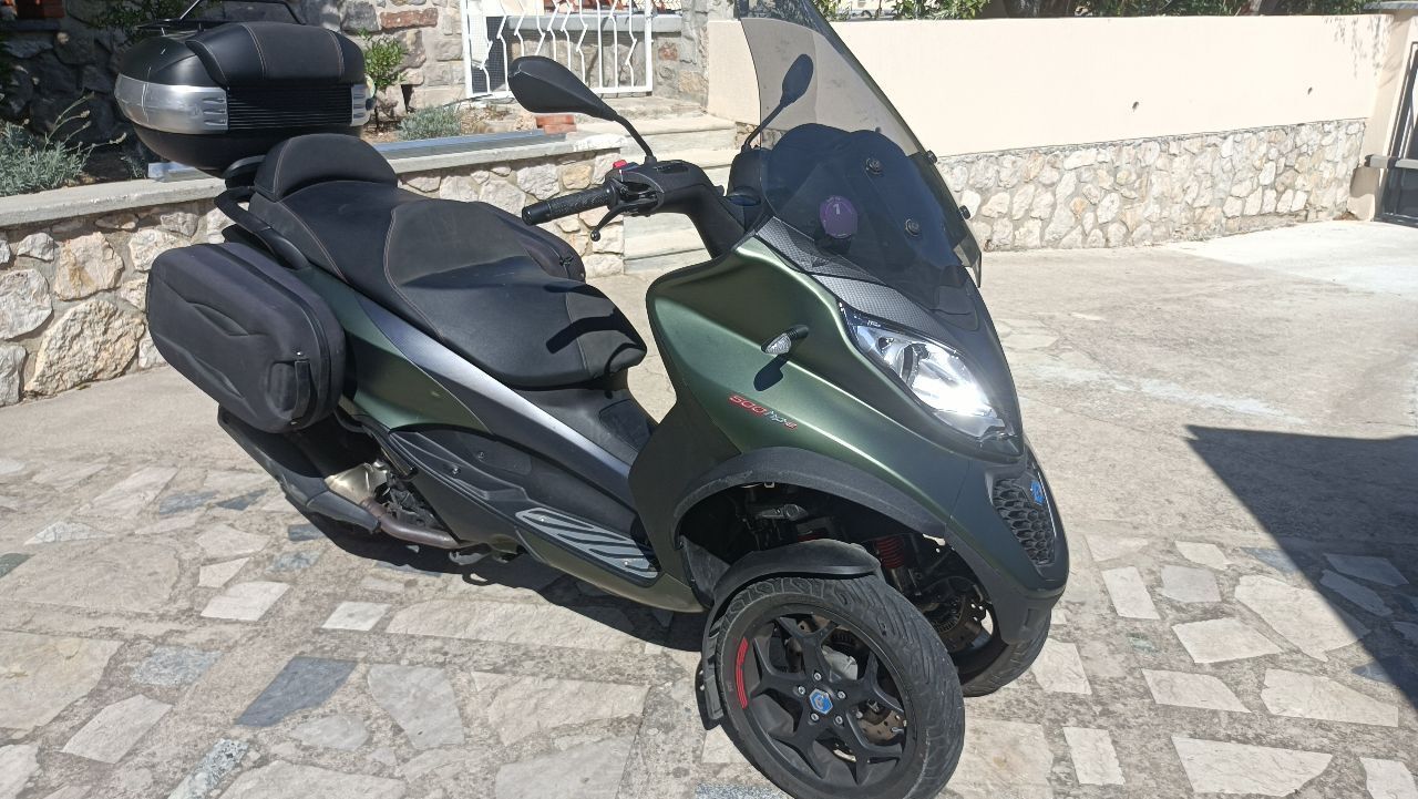 Photo PIAGGIO MP3 500 HPE