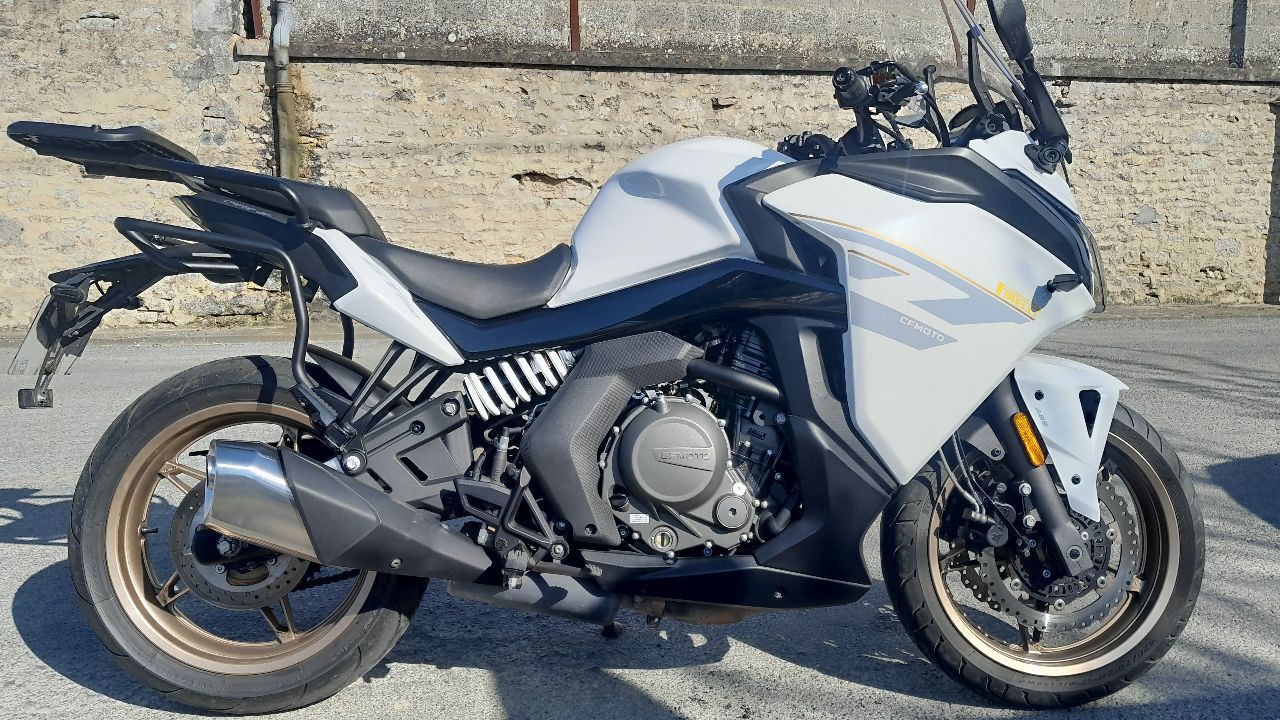 Photo CF MOTO 650 GT ABS