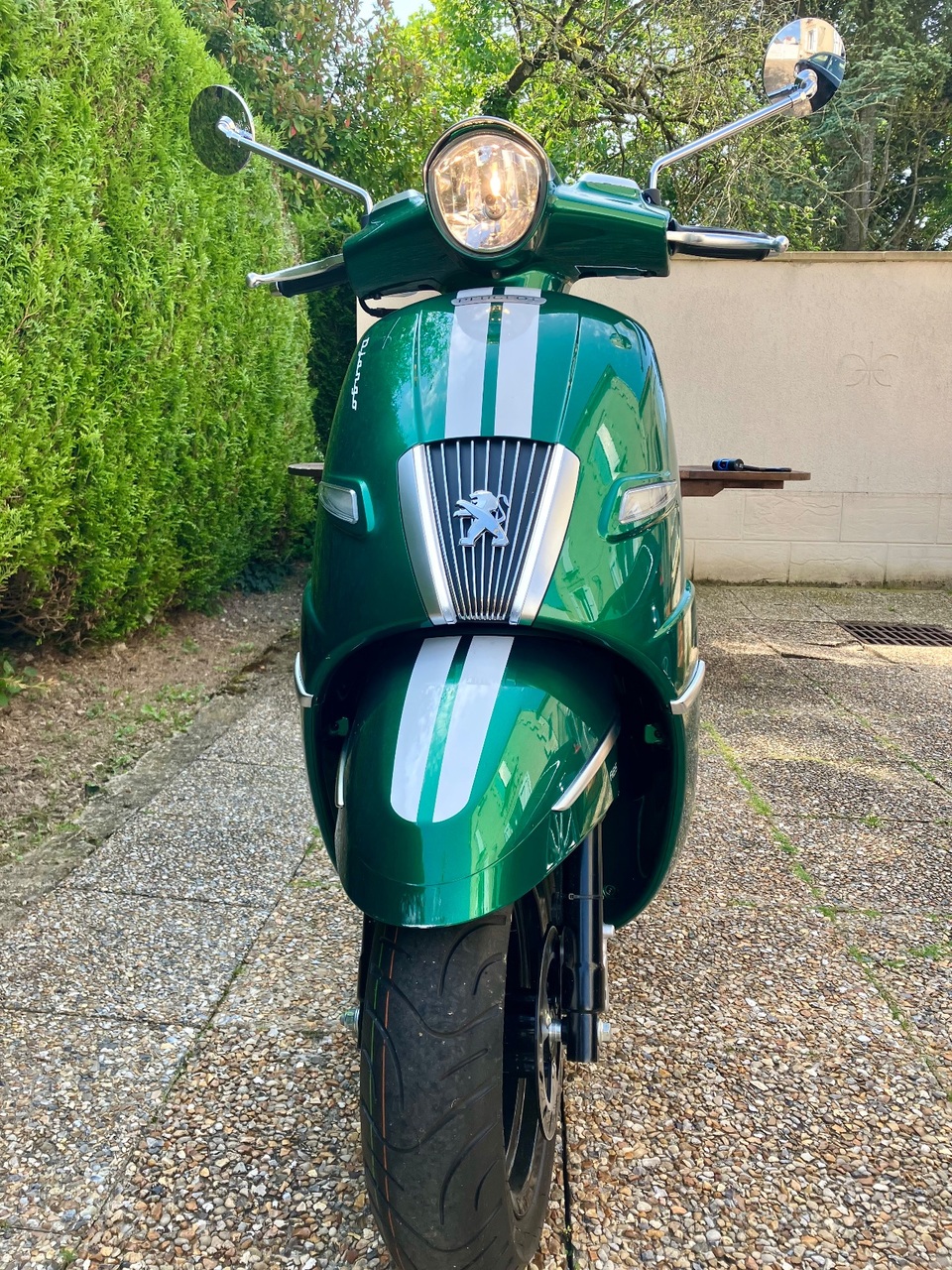 Photo PEUGEOT DJANGO