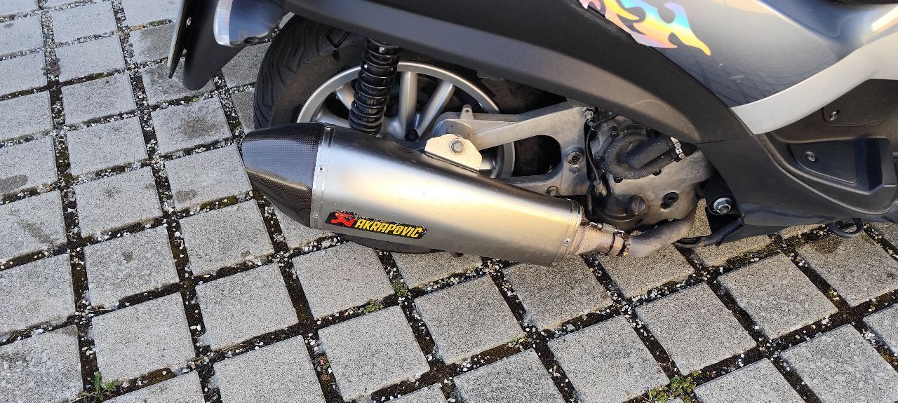 Photo PIAGGIO MP3 500 LT