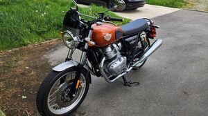 ROYAL ENFIELD INTERCEPTOR 650