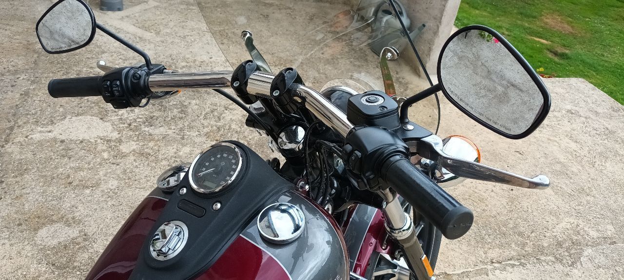 Photo HARLEY DAVIDSON HARLEY