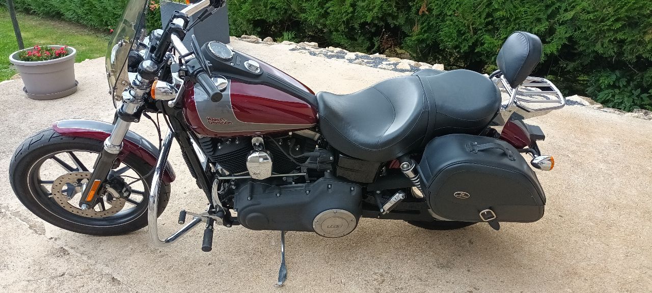 Photo HARLEY DAVIDSON HARLEY