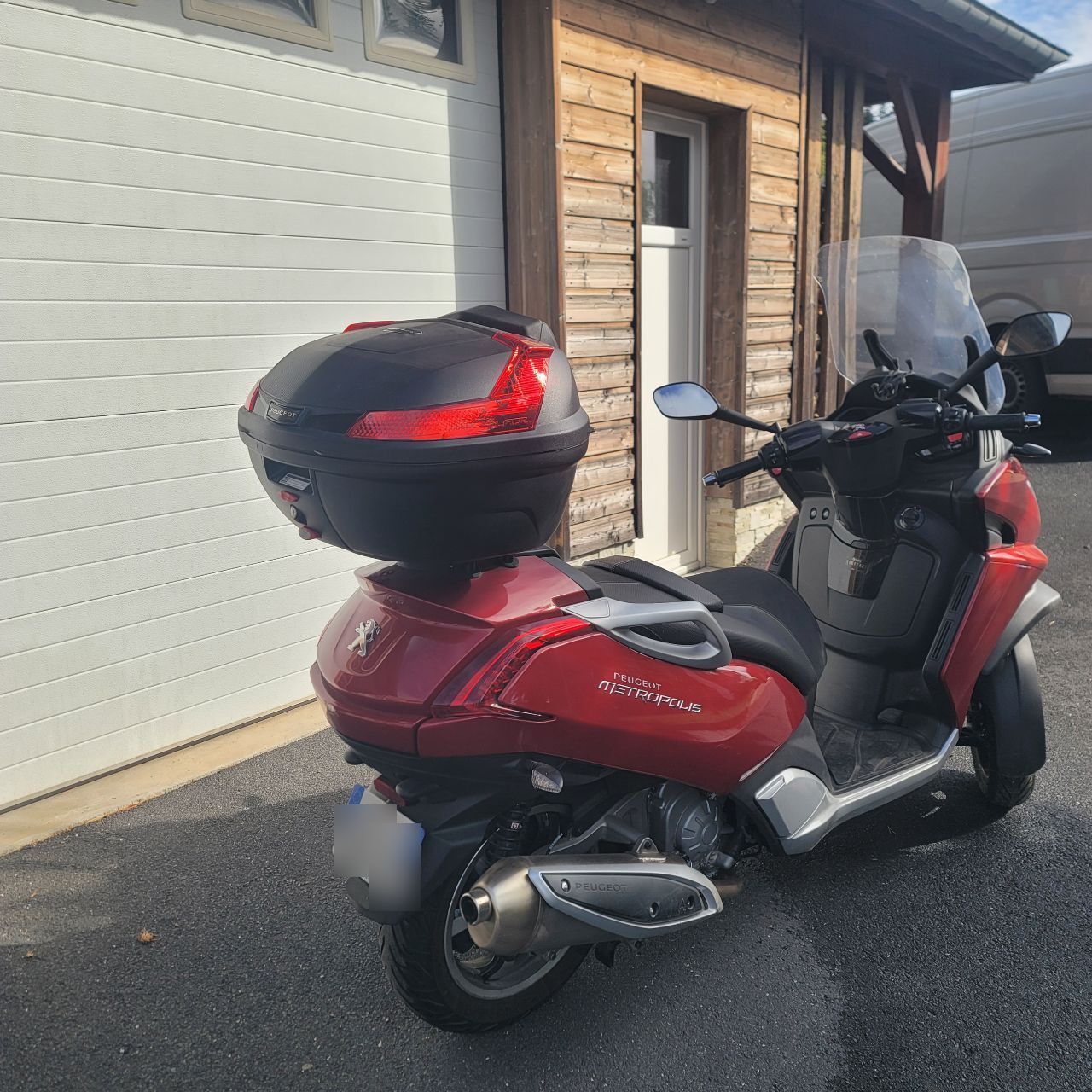 Photo PEUGEOT METROPOLIS 400