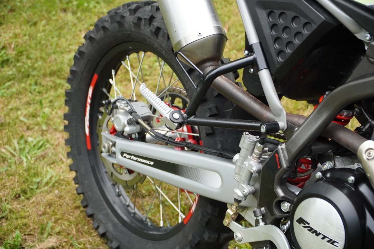 Photo FANTIC XEF 125