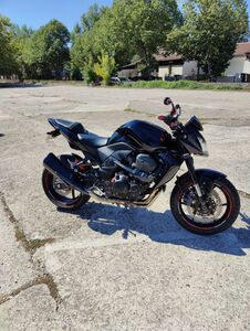 KAWASAKI Z 750 KAWASAKI Z 750