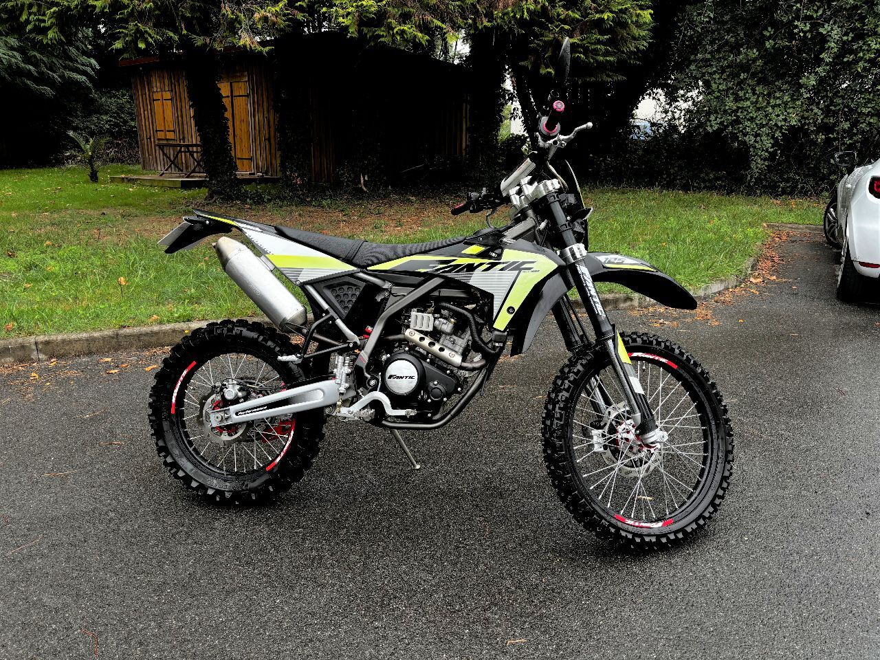 Photo FANTIC XEF 125