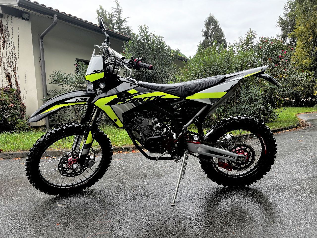 Photo FANTIC XEF 125