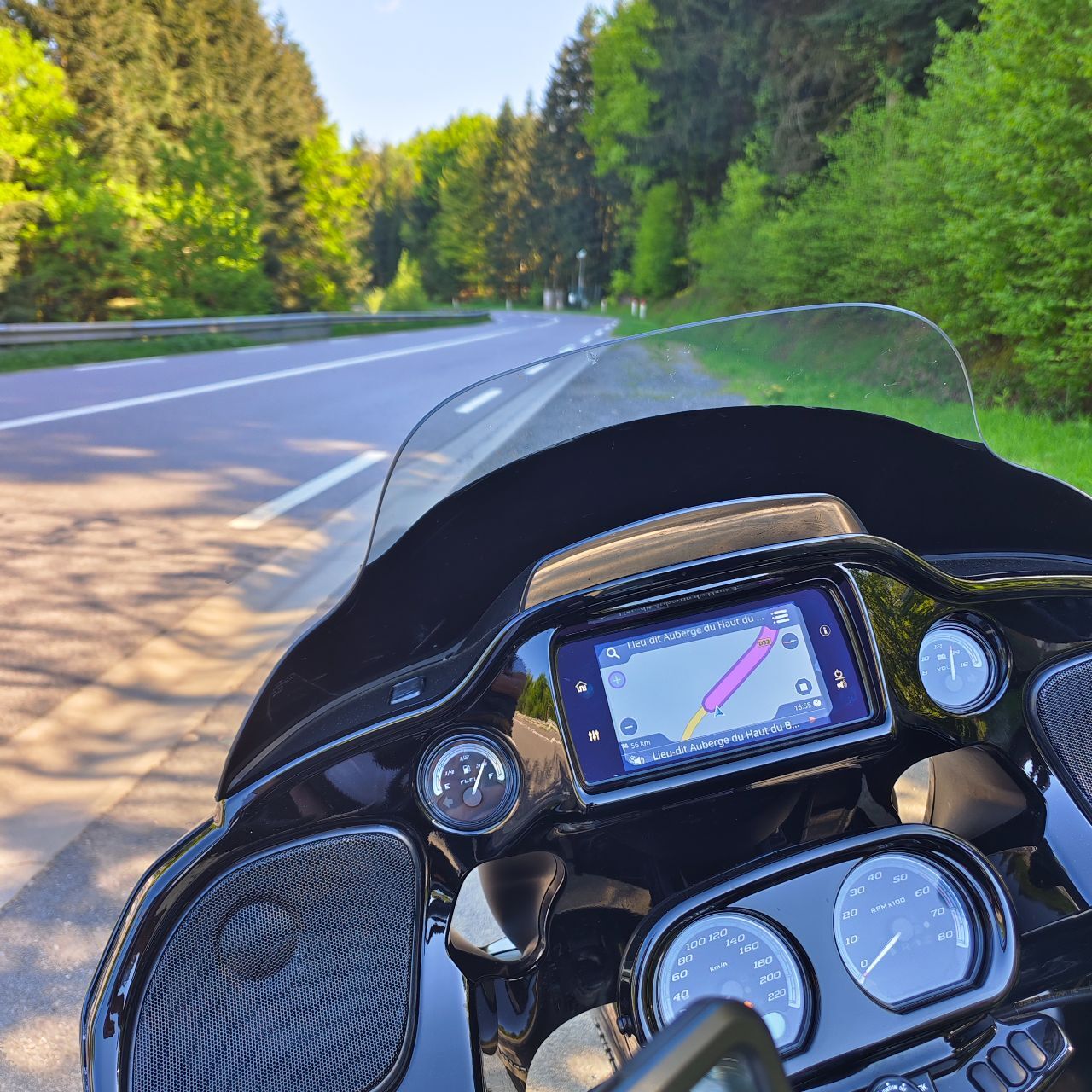 Photo HARLEY DAVIDSON ROAD