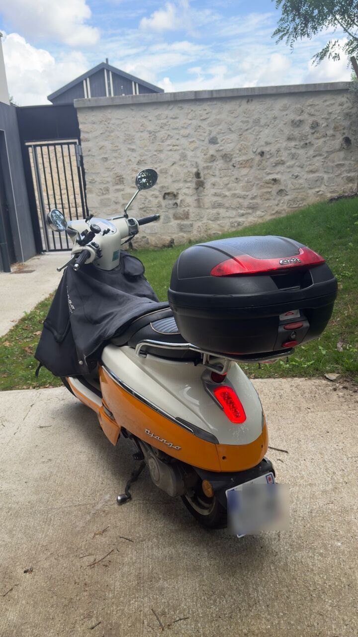 Photo PEUGEOT DJANGO