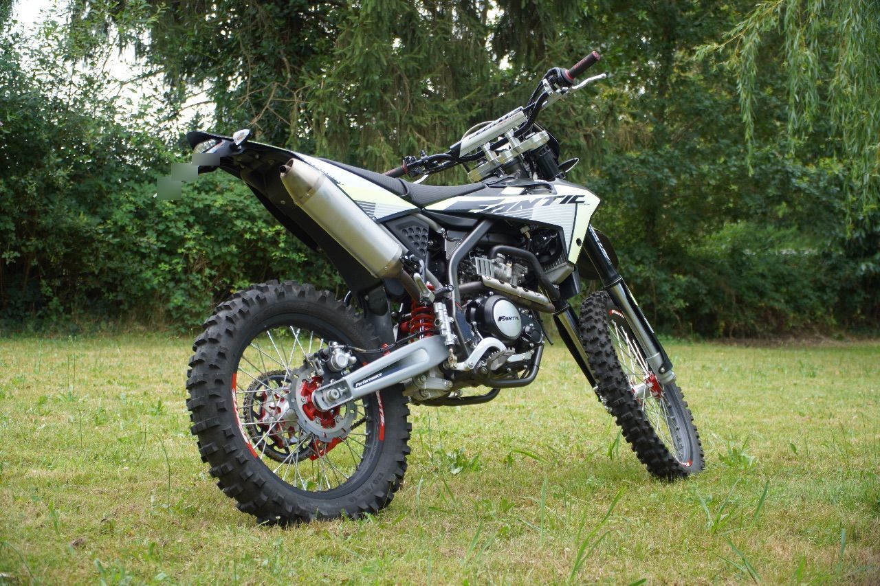 Photo FANTIC XEF 125