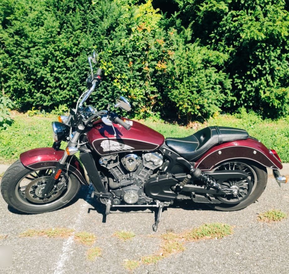 Photo INDIAN SCOUT BOBBER