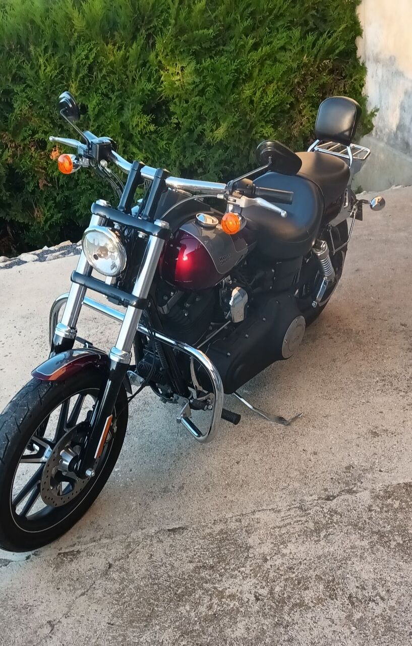 Photo HARLEY DAVIDSON HARLEY