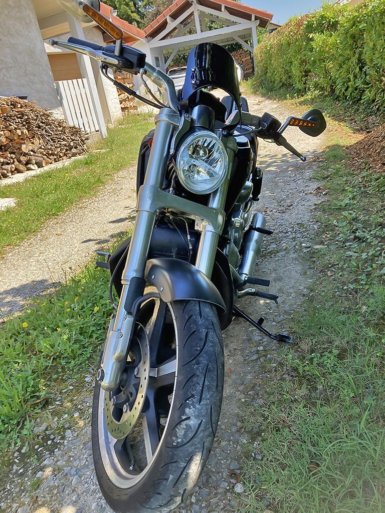 Photo HARLEY DAVIDSON V-ROD