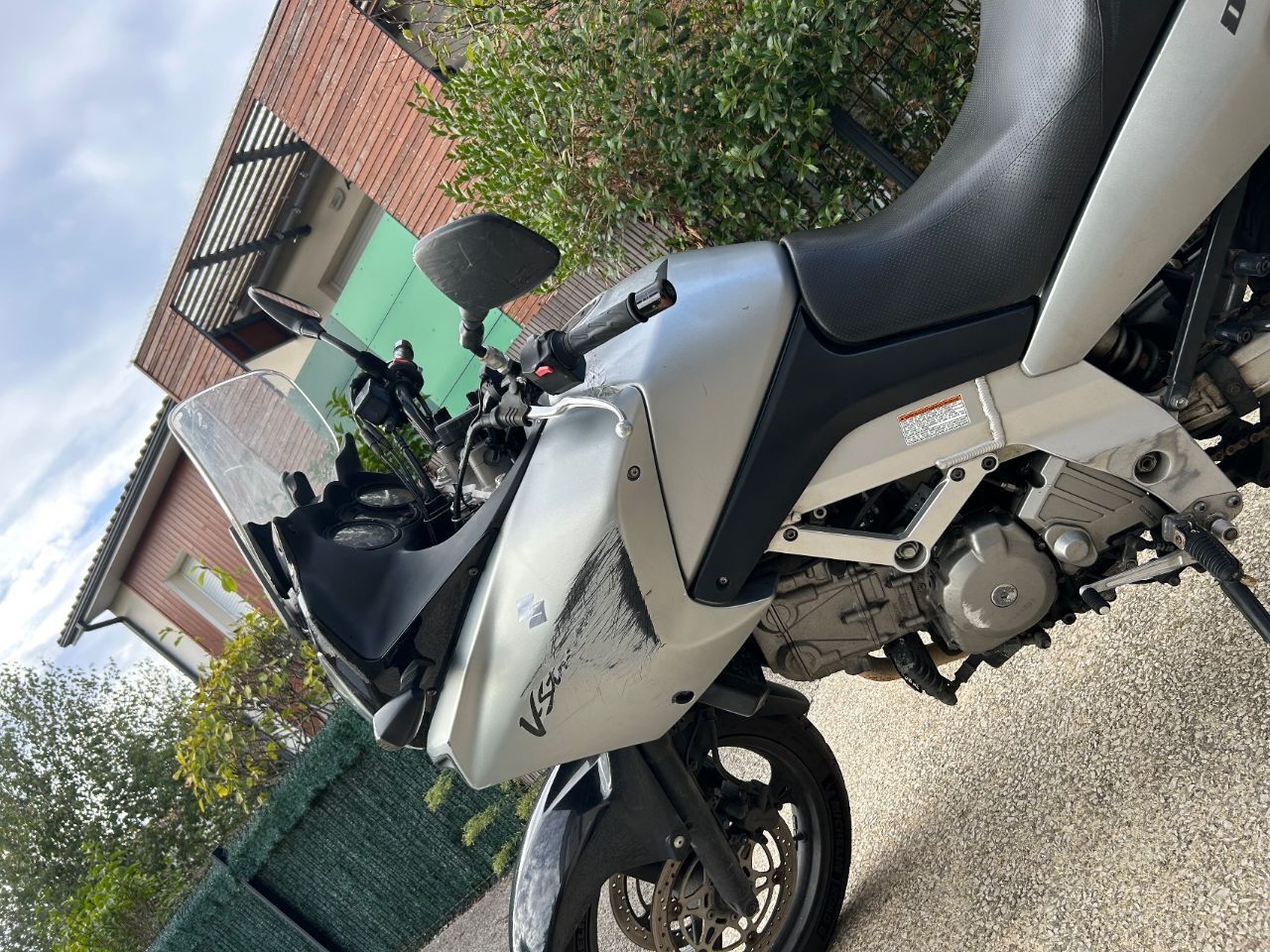 Photo SUZUKI VSTROM 650