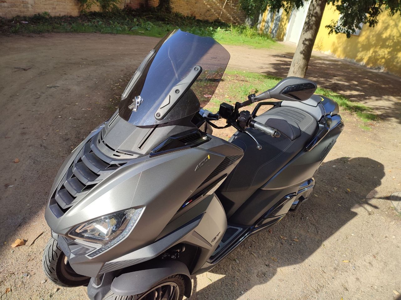 Photo PEUGEOT METROPOLIS